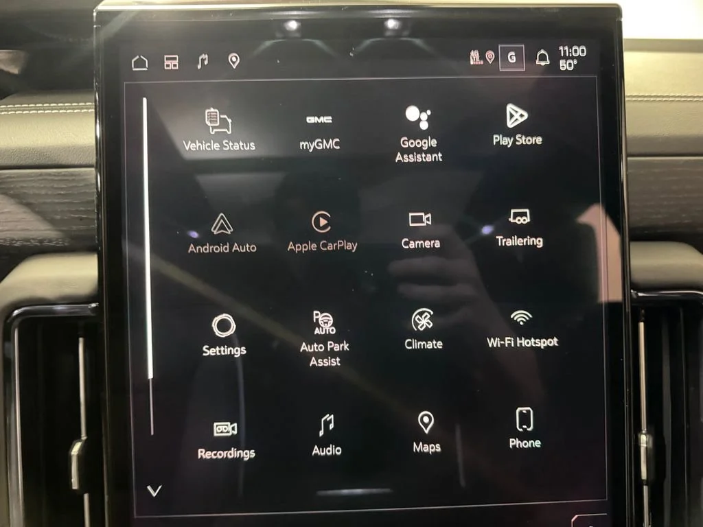 New 2026 Onyx Black GMC AT4 Ultimate image 17