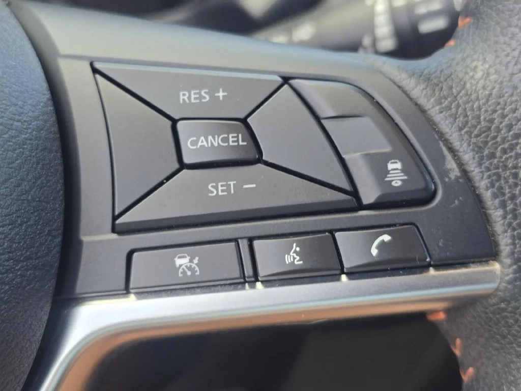 Used 2024 Gray Nissan SR image 26