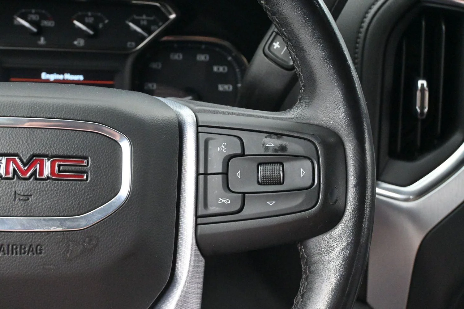 Used 2022 Cardinal Red GMC SLE image 19