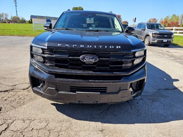 Used 2025 Ford Expedition Active with VIN 1FMJU1J83SEA26922 for sale in Kansas City
