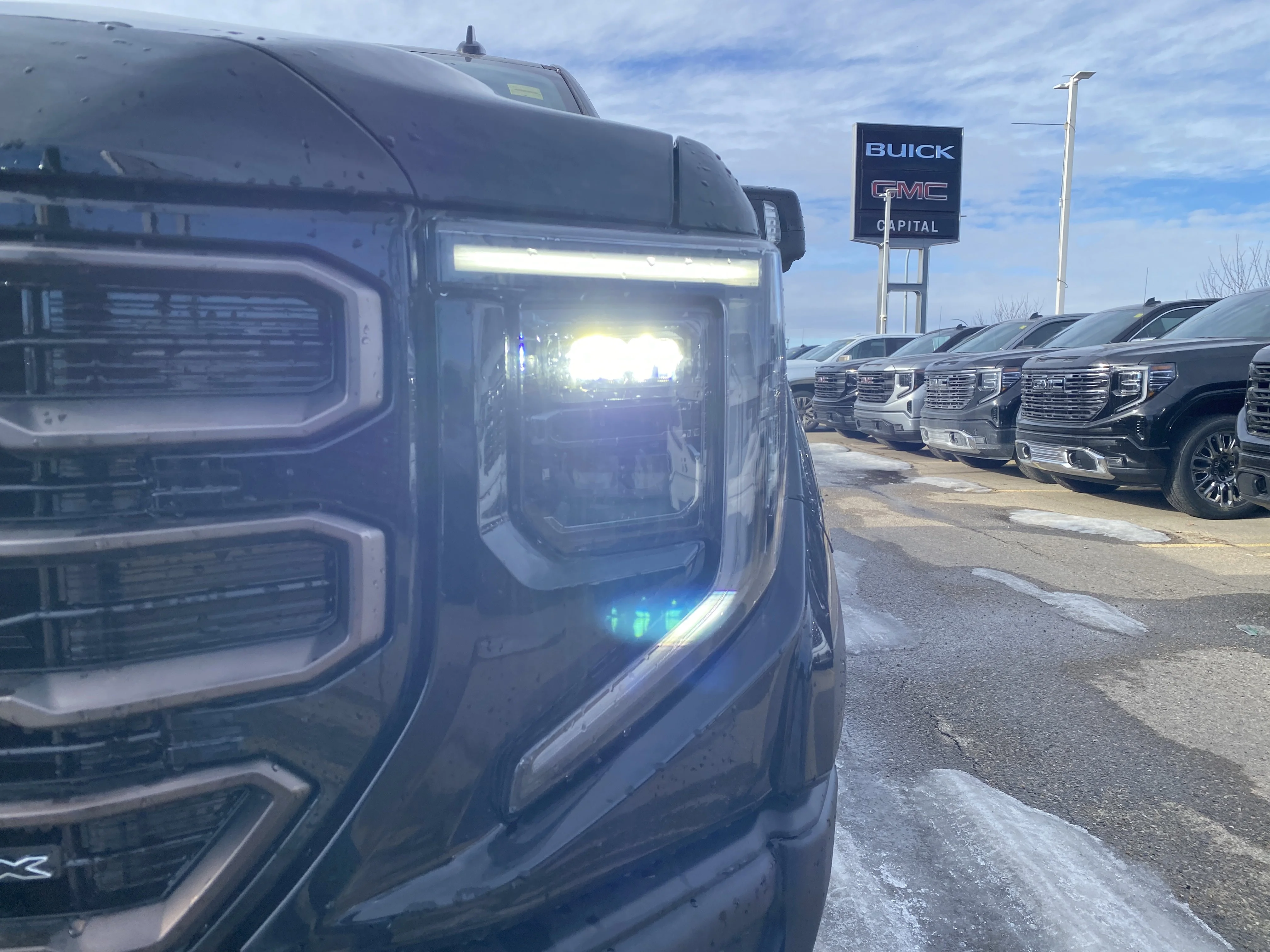 New 2026 ONYX BLACK GMC AT4X image 10