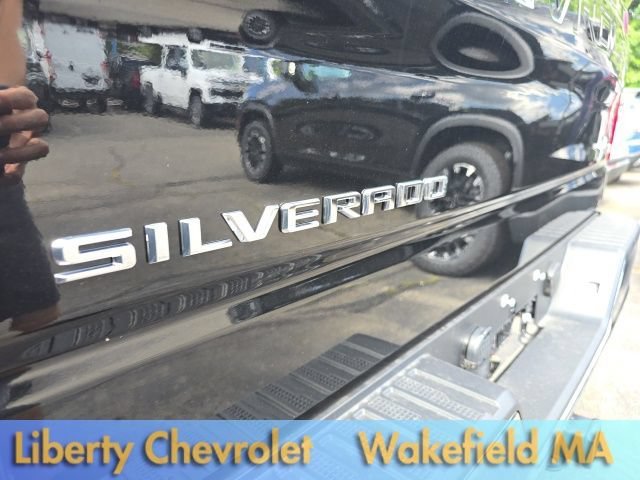 New 2026 Black Chevrolet LT (2FL) image 8