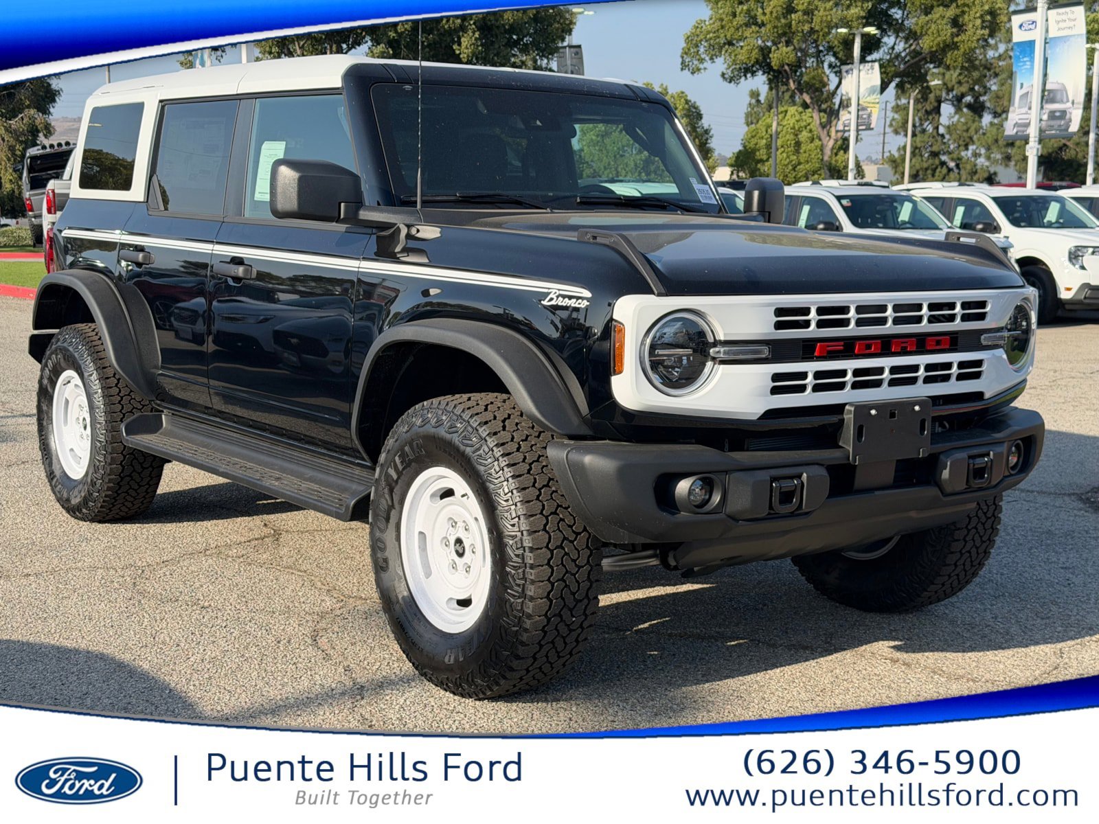 2026 Ford Bronco Heritage Edition 4x4's photo