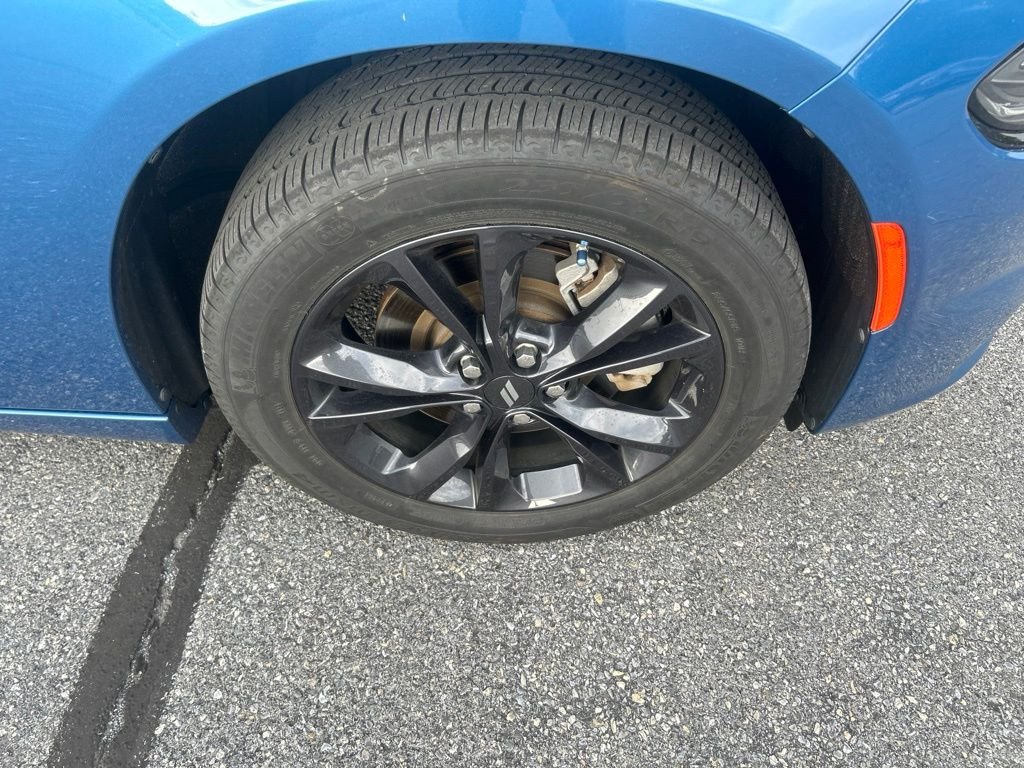 Used 2023  Dodge SXT image 10