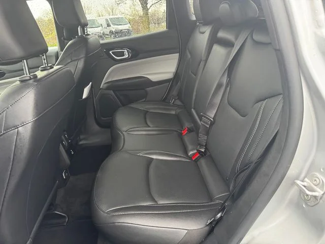 Certified Used 2025 Silver Jeep Limited image 20