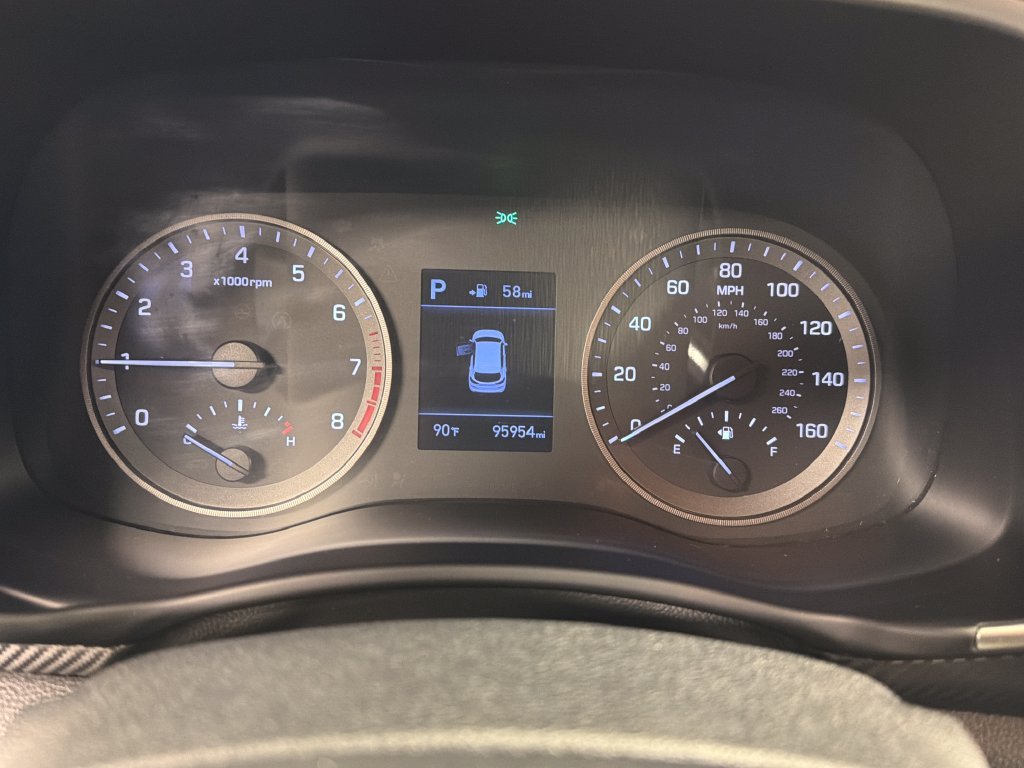 Used 2019 Blue Hyundai SE image 32