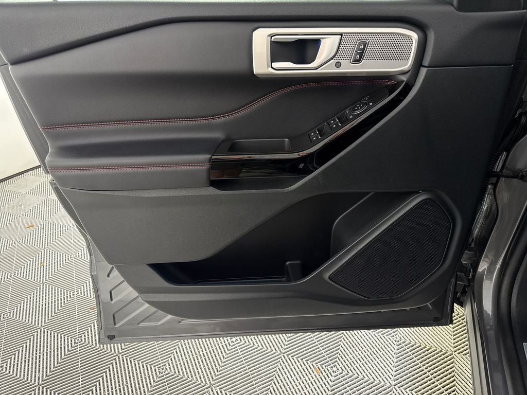 2024 Ford Explorer ST-LINE - Photo 10