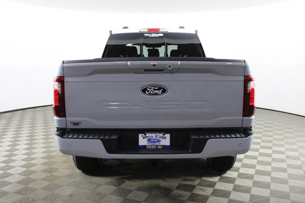 New 2026 Avalanche Ford XLT image 6