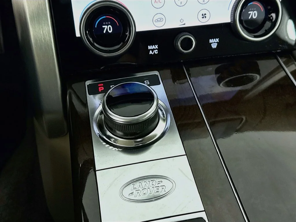 Used 2018 Gray Land Rover HSE image 16
