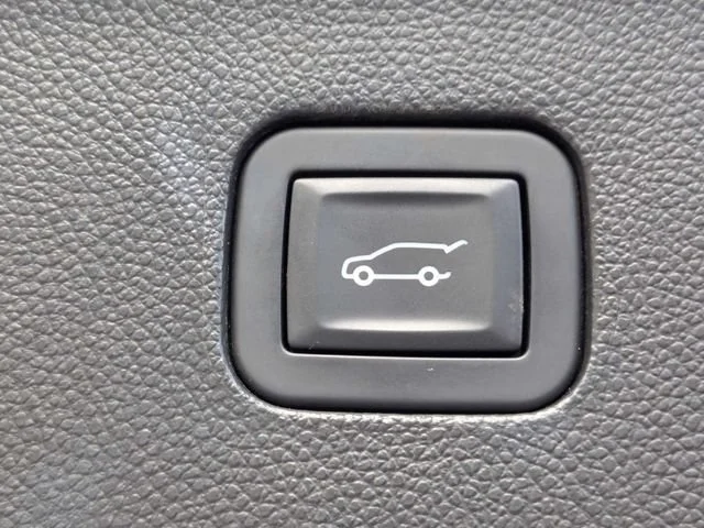 Used 2018 Includes Pitch Dark Night lower exterior accent color. Buick Premium image 13
