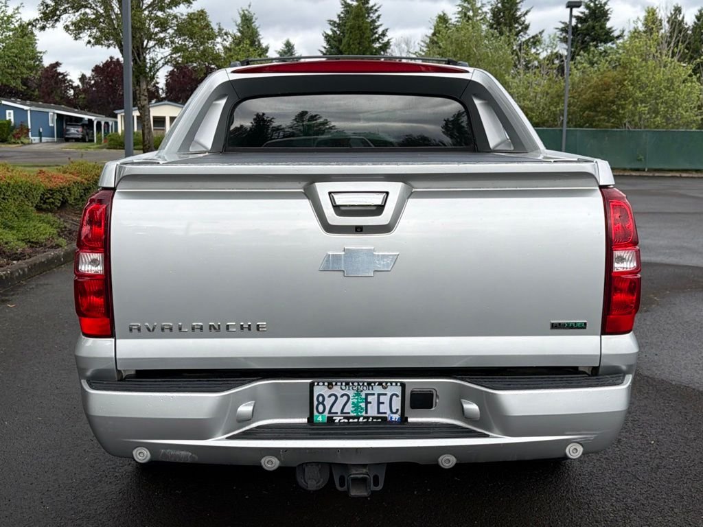 Used 2011 Sheer Silver Metallic Chevrolet LTZ image 4