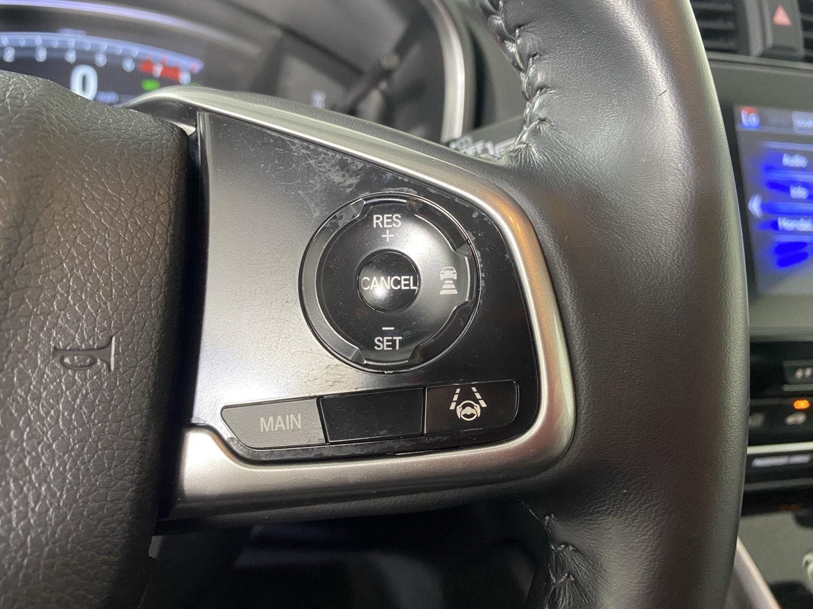 Used 2022 Lunar Silver Metallic Honda EX-L image 17