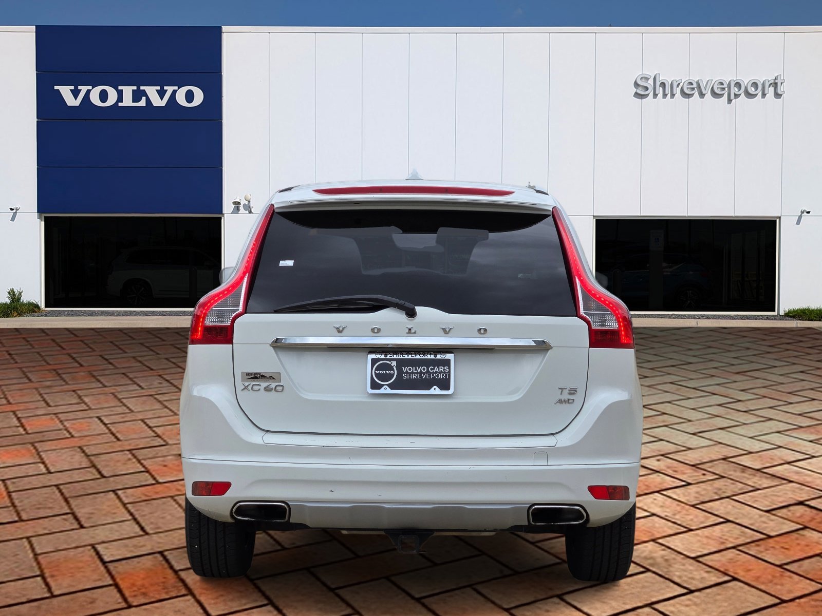 Used 2016 Ice White Volvo T5 Premier image 5