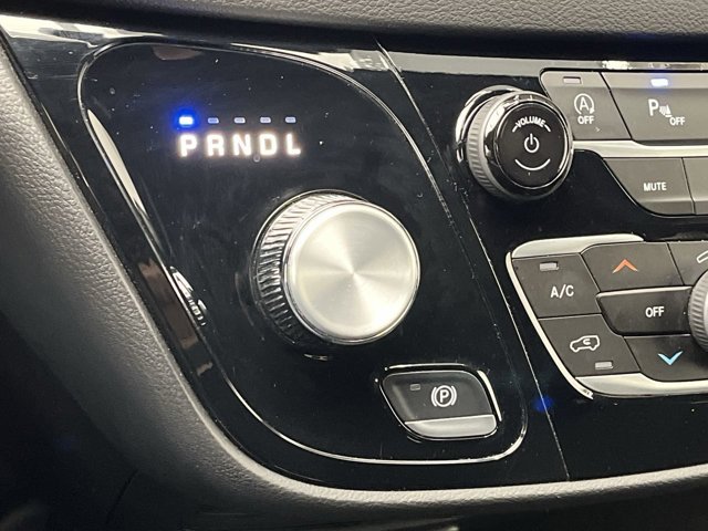 2025 Chrysler Pacifica Select - Photo 25