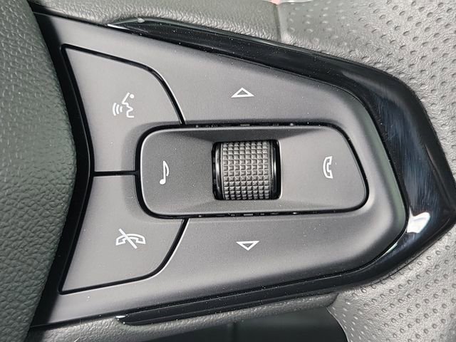 2027 Chevrolet Bolt LT - Photo 9