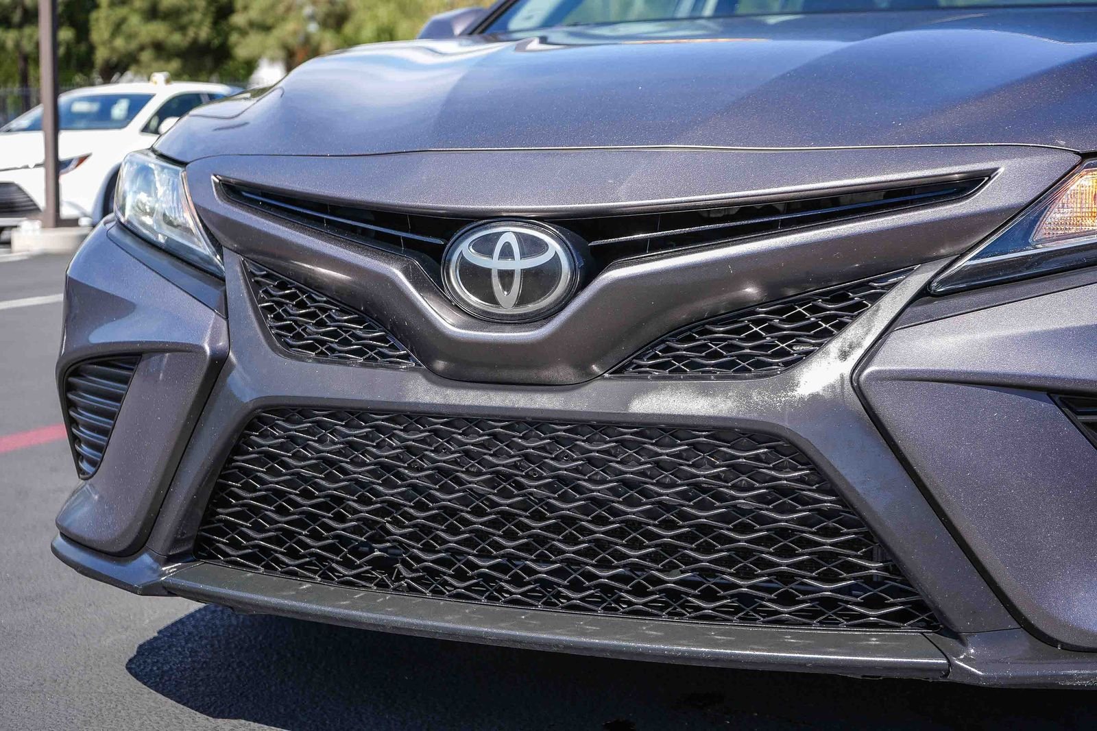 Used 2019 Gray Toyota SE image 5