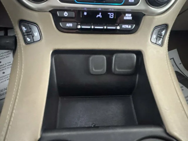 Used 2020 Steel Metallic GMC SLT image 18