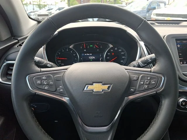 Used 2024 Lakeshore Blue Chevrolet LT image 18