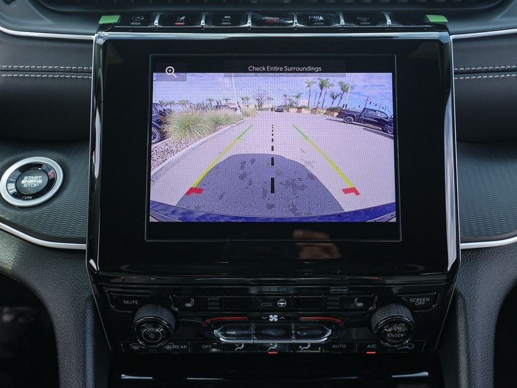 New 2026 Diamond Black Crystal Pearl-Coat Exterior Paint Jeep Laredo X image 29