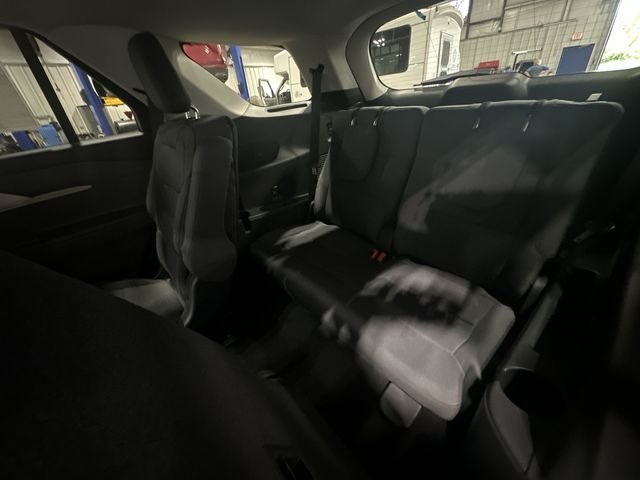 New 2026 Agate Black Metallic Ford Active image 31