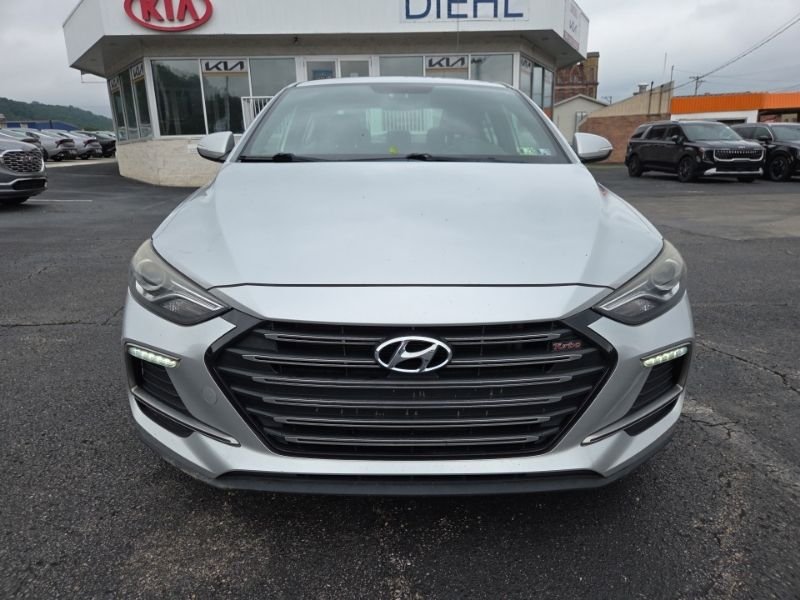 Used 2018 Silver Hyundai Sport image 2