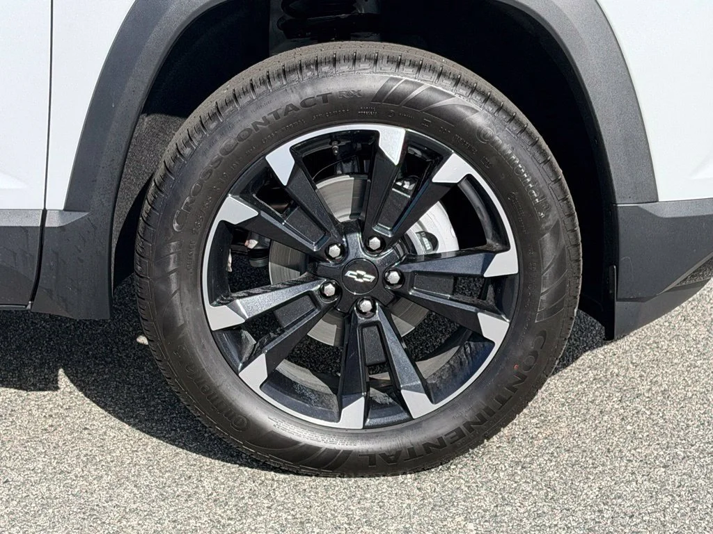 2027 Chevrolet Equinox RS - Photo 28
