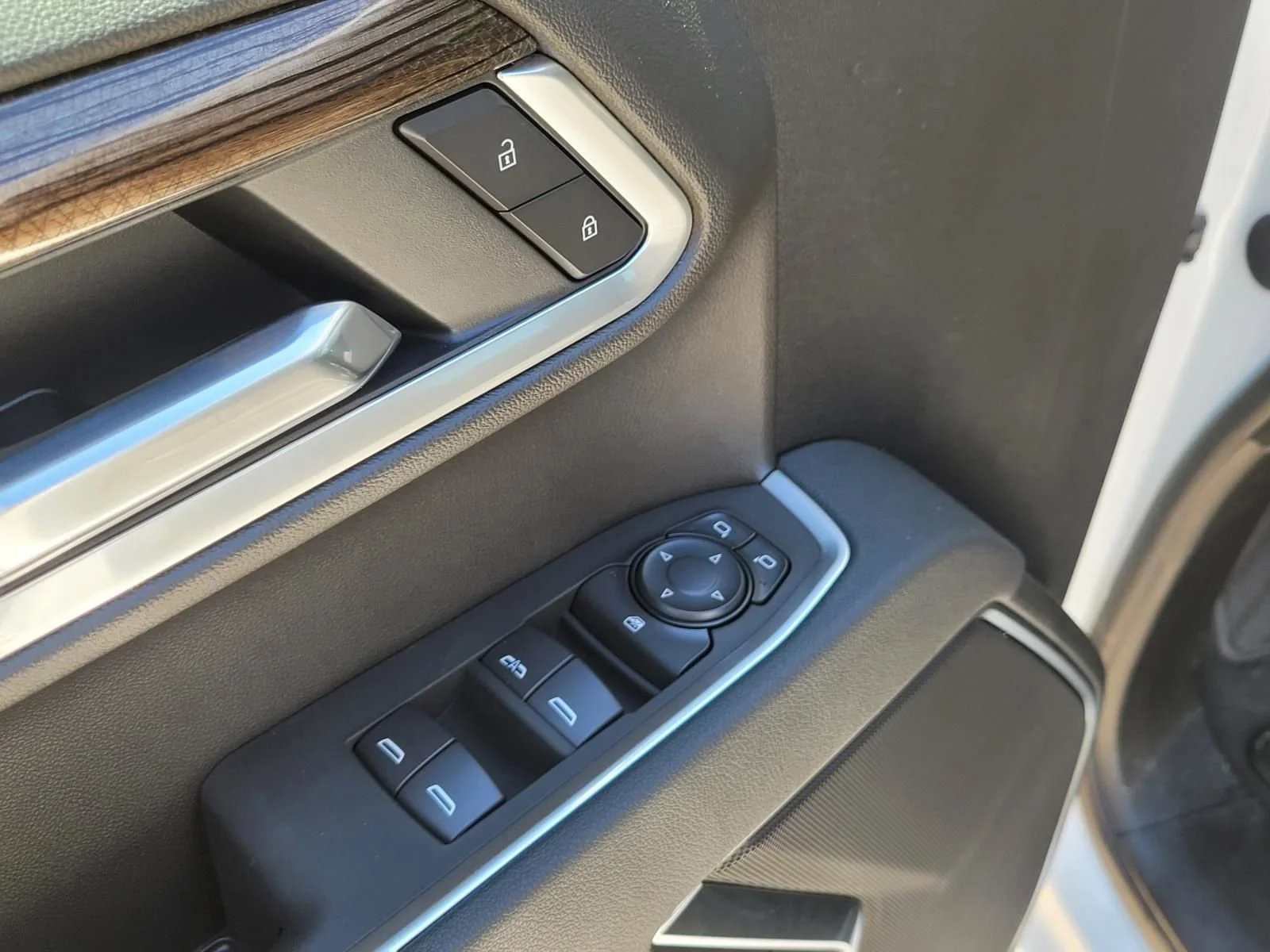 2026 Chevrolet Silverado 1500 LT - Photo 13