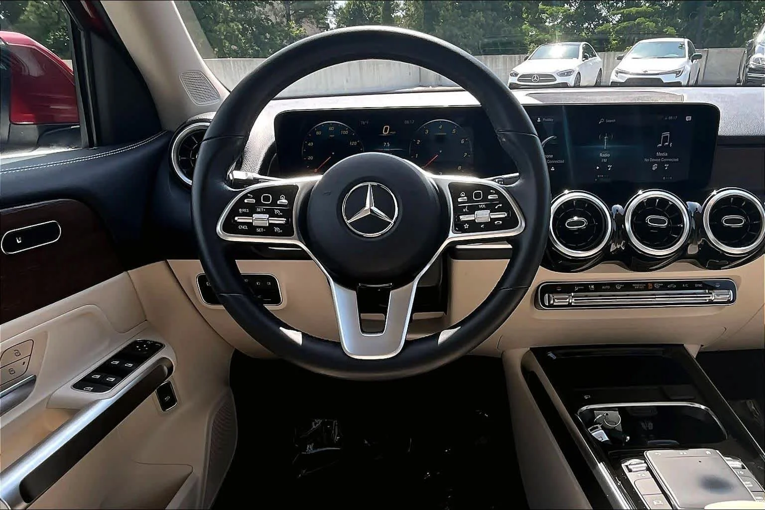 Used 2022 MANUFAKTUR Patagonia Red Metallic Mercedes-Benz GLB 250 image 6