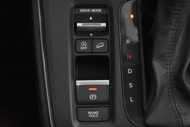 Used 2024  Honda EX image 30