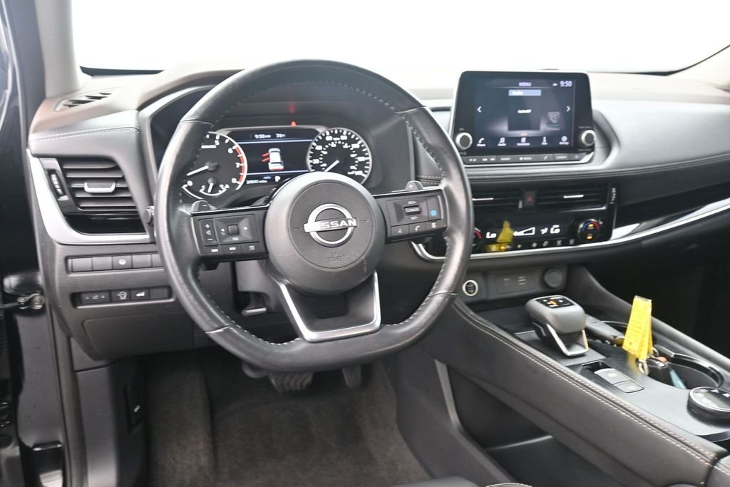 Used 2023 Black Nissan SL image 16