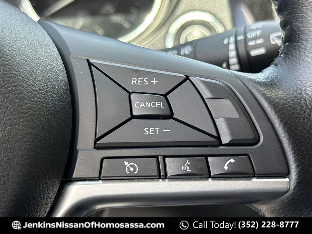 Used 2022 Black Nissan SV image 41
