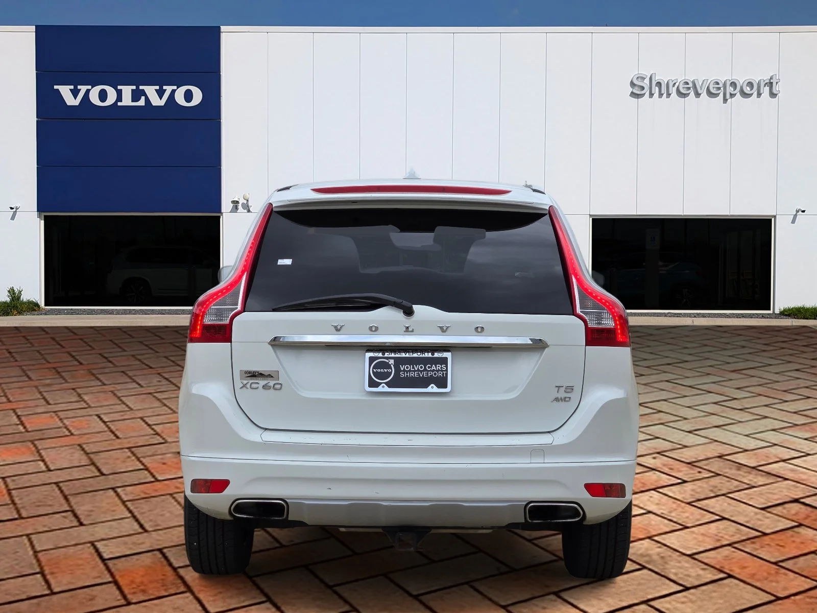Used 2016 Ice White Volvo T5 Premier image 5
