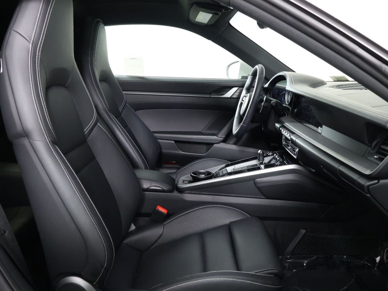 Certified Used 2024 Chlk/Chalk Porsche Carrera image 31
