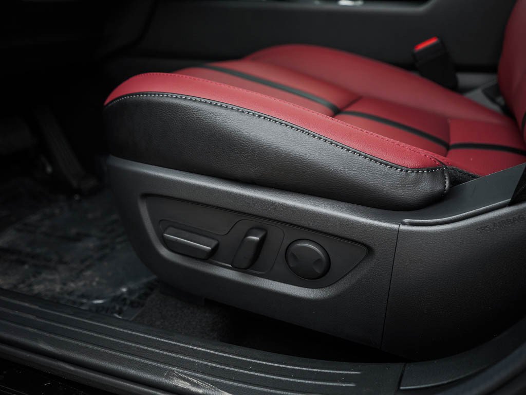 New 2026 Wind Chill Pearl Mazda Premium AWD image 20