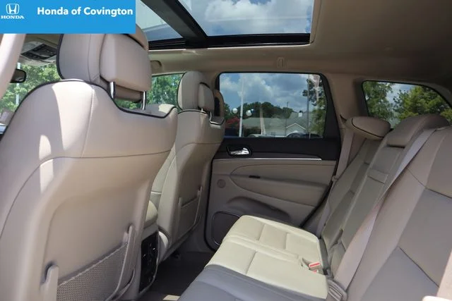 Used 2021 Ivory Jeep Overland image 22