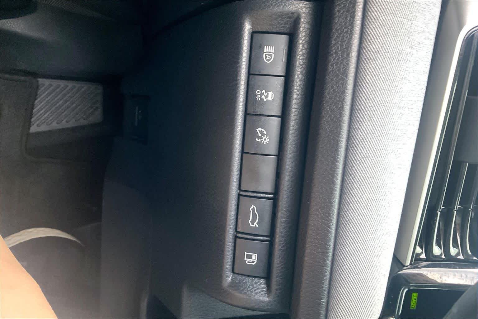 Used 2025 Celestial Silver Metallic Toyota LE image 33