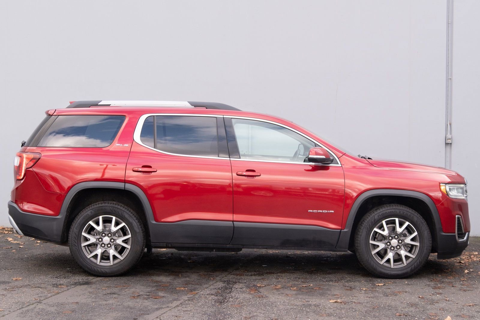 2022 GMC Acadia SLE - Photo 31