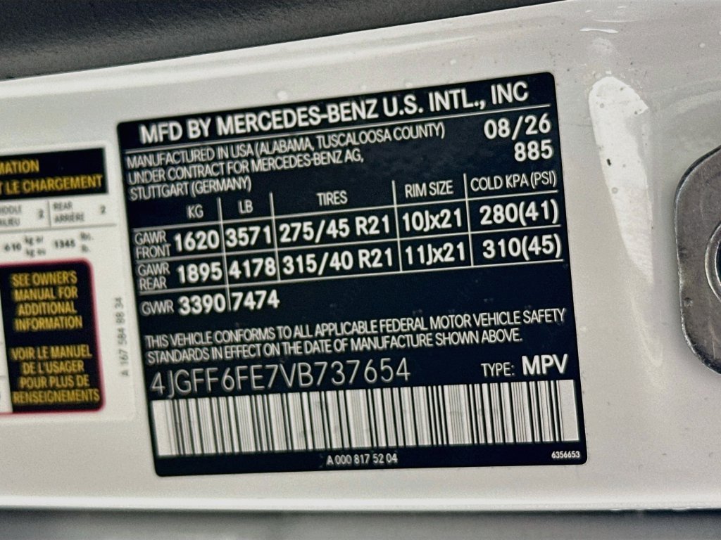 New 2027 MANUFAKTUR Moonlight White Metallic Mercedes-Benz GLS 450 image 34