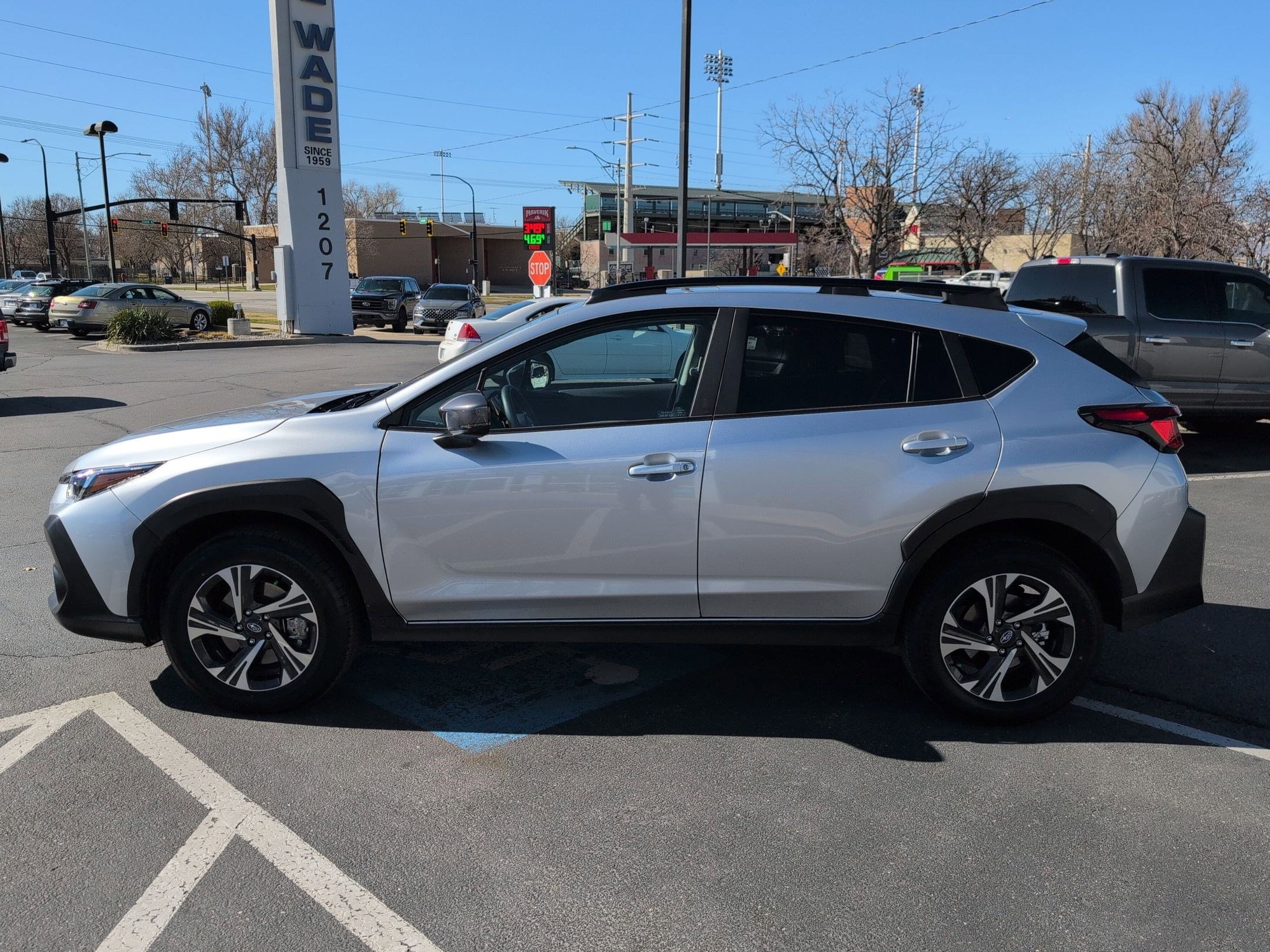 Used 2026 Ice Silver Metallic Subaru Premium image 7