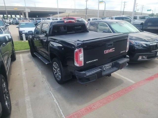 Used 2017 ONYX BLACK GMC 2WD Denali image 3