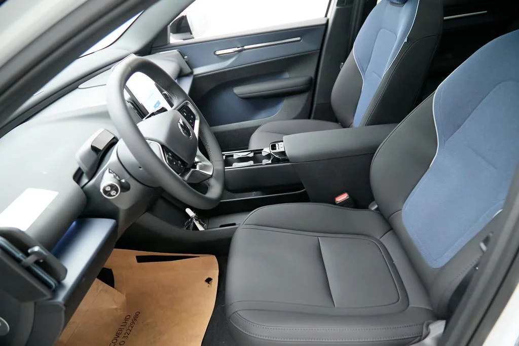 New 2026 Crystal White Volvo Ultra image 17