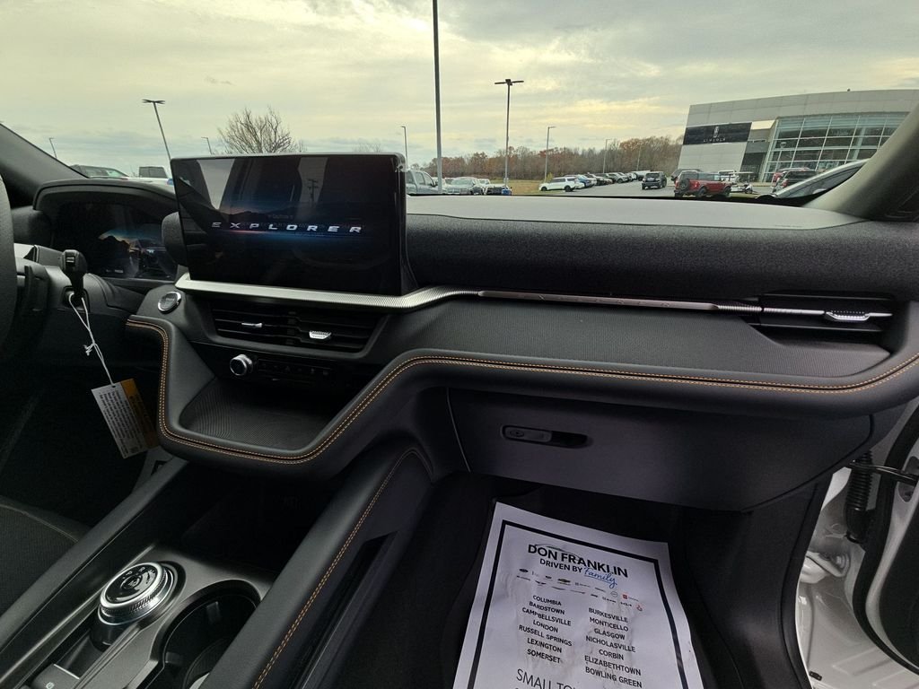 2026 Ford Explorer Tremor - Photo 12