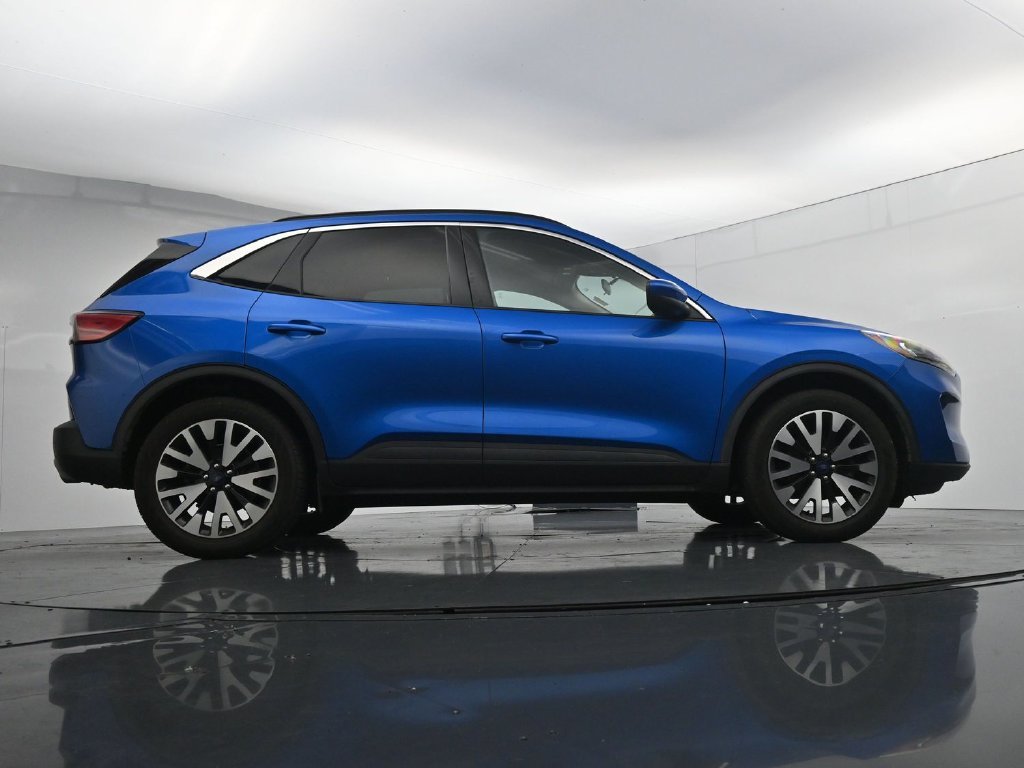 Used 2020 Blue Ford SEL image 24