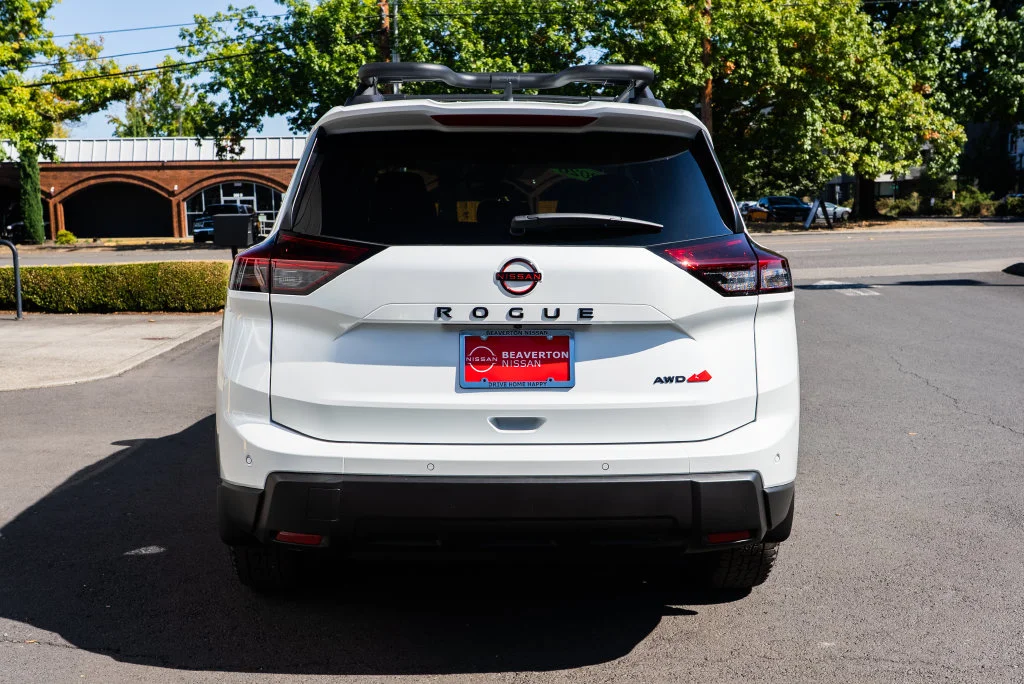 New 2026 Everest White Pearl TriCoat Nissan Rock Creek® image 5