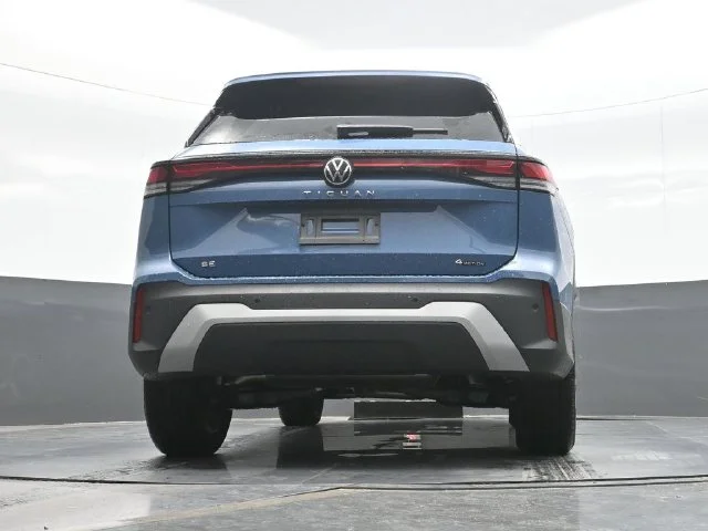 Certified Used 2026 Blue Volkswagen SE image 18