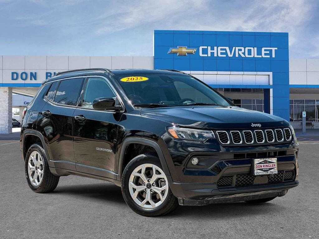 2025 Jeep Compass Latitude 4X4's photo