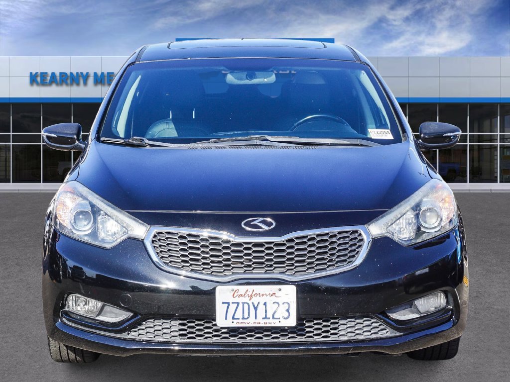 Used 2016 Black Kia EX image 2