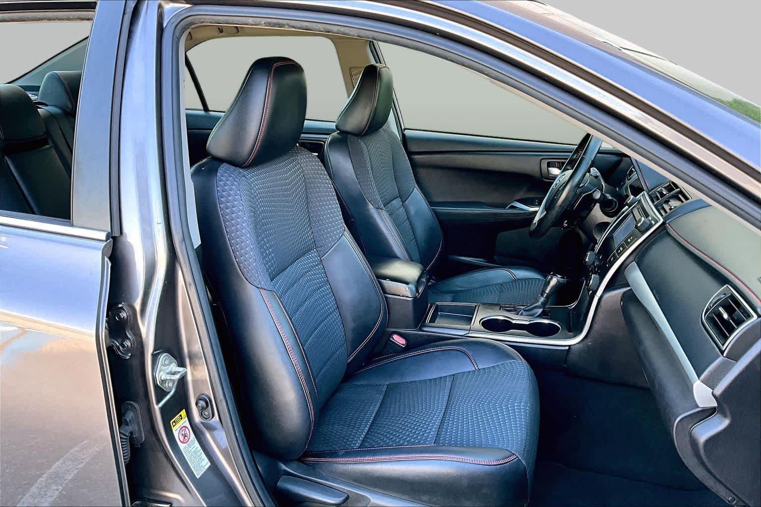 Used 2015 Predawn Gray Mica Toyota SE image 8