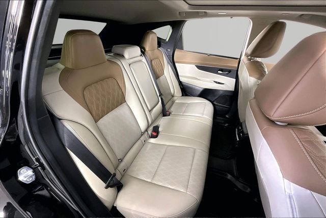 Used 2025 Black Nissan Platinum image 24