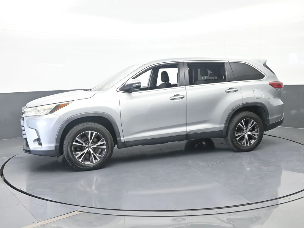 Used 2019 Celestial Silver Metallic Toyota LE image 2